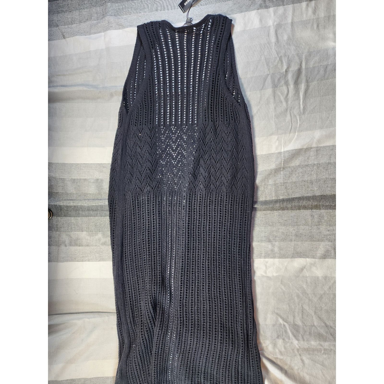 Express NWT Vintage Express black open knit cover Size S / US 4 / IT 40 - 6 Thumbnail