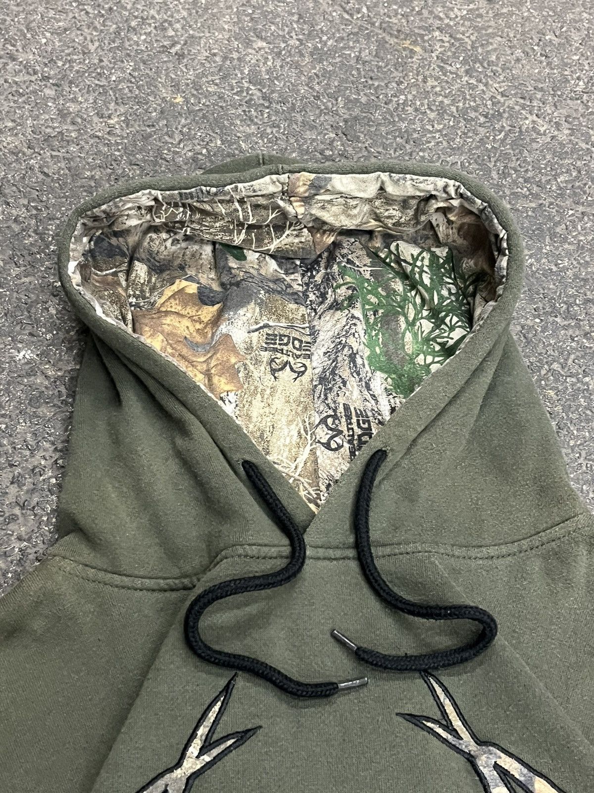 Realtree × Vintage Real tree camo vintage y2k earth tone streetwear hype skater Size US L / EU 52-54 / 3 - 7 Thumbnail