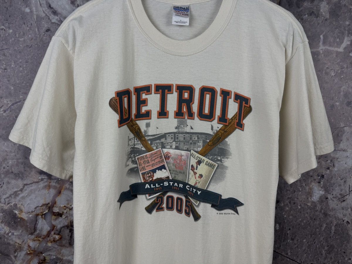 Vintage Vintage 2005 Detroit All Star City Baseball T-Shirt USA Size US L / EU 52-54 / 3 - 3 Thumbnail