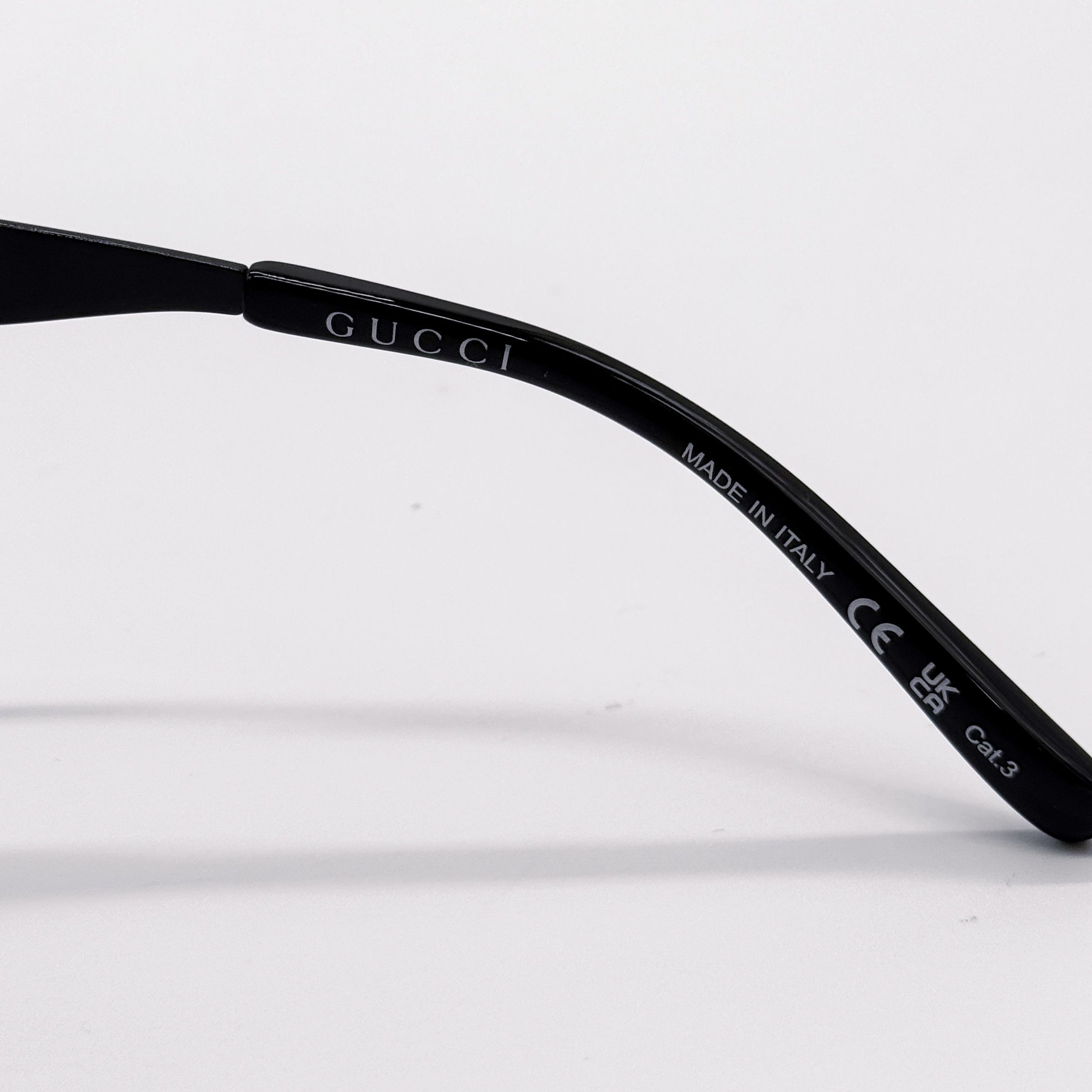 Gucci NEW GUCCI GG1656S 001, BLACK OVERSIZED MASK SUNGLASSES GUCCI Size ONE SIZE - 11 Thumbnail