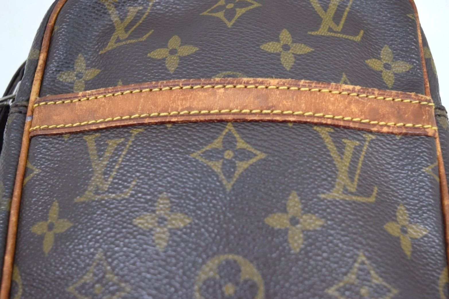 Louis Vuitton Louis Vuitton Danube Crossbody Bag Monogram M45266 Size ONE SIZE - 9 Thumbnail