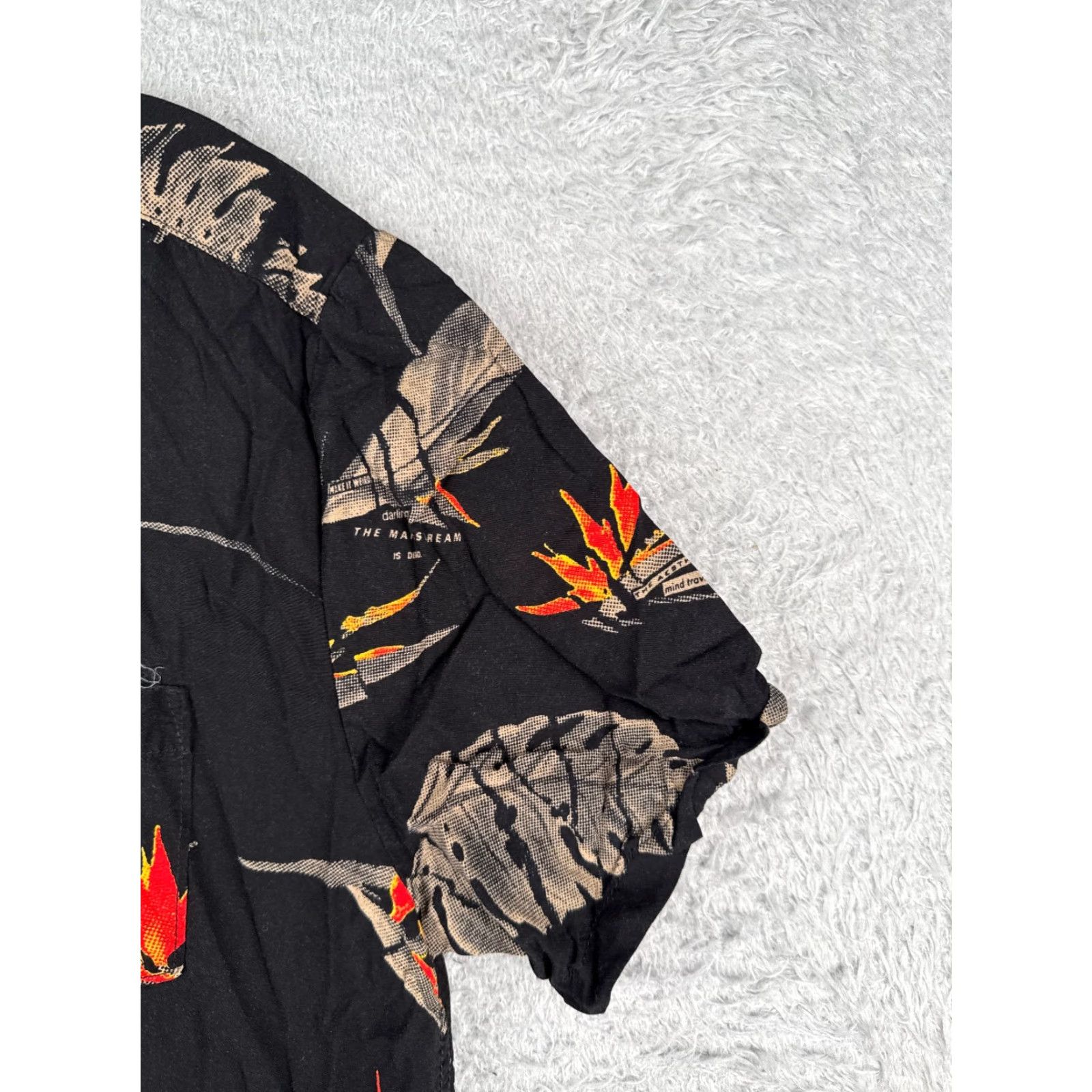 Volcom Volcom Shirt Adult Medium Black Floral Bird Of Paradise Button-Up Hawaiian Short Sleeve Collared 90s Beach Mens Size US M / EU 48-50 / 2 - 2 Thumbnail