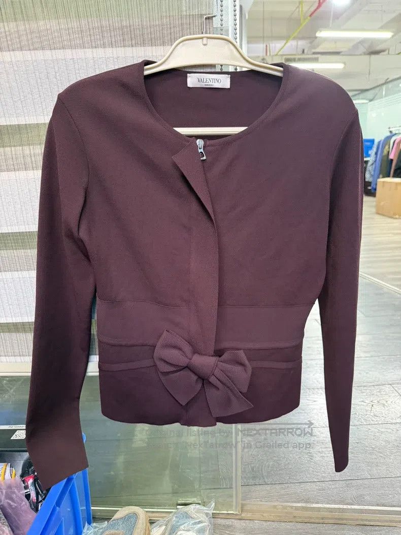 Valentino Valentino coat Size L / US 10 / IT 46 - 1 Thumbnail
