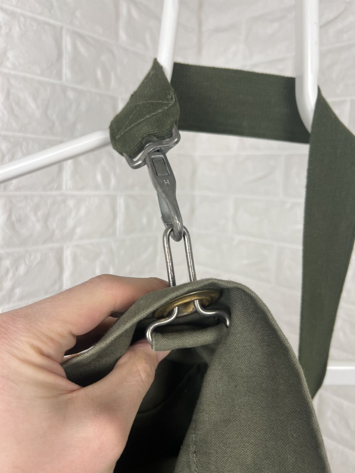 Vintage Vintage 1970s 70s US Military Canvas Bag Shoulder Strap Army Size ONE SIZE - 9 Thumbnail