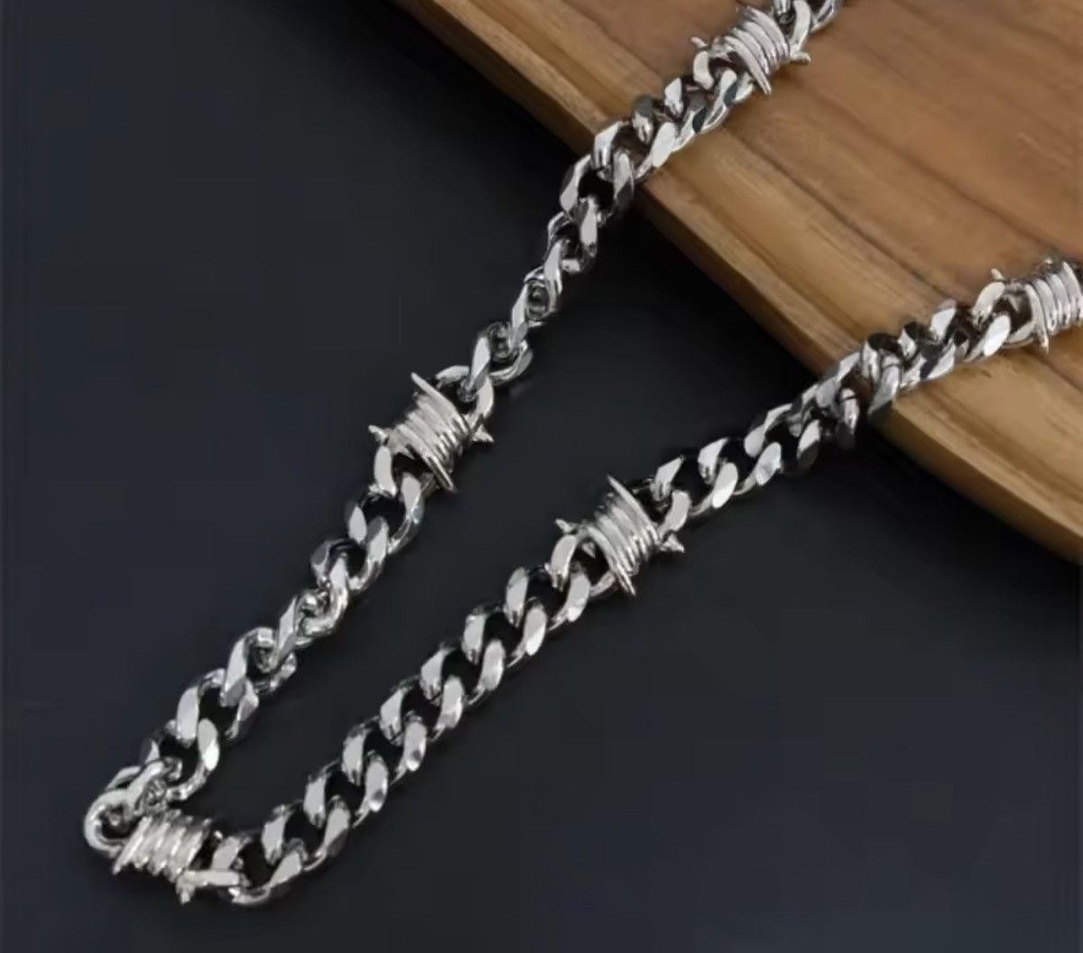 Jewelry Barb Wire Wallet Chain Size ONE SIZE - 5 Thumbnail