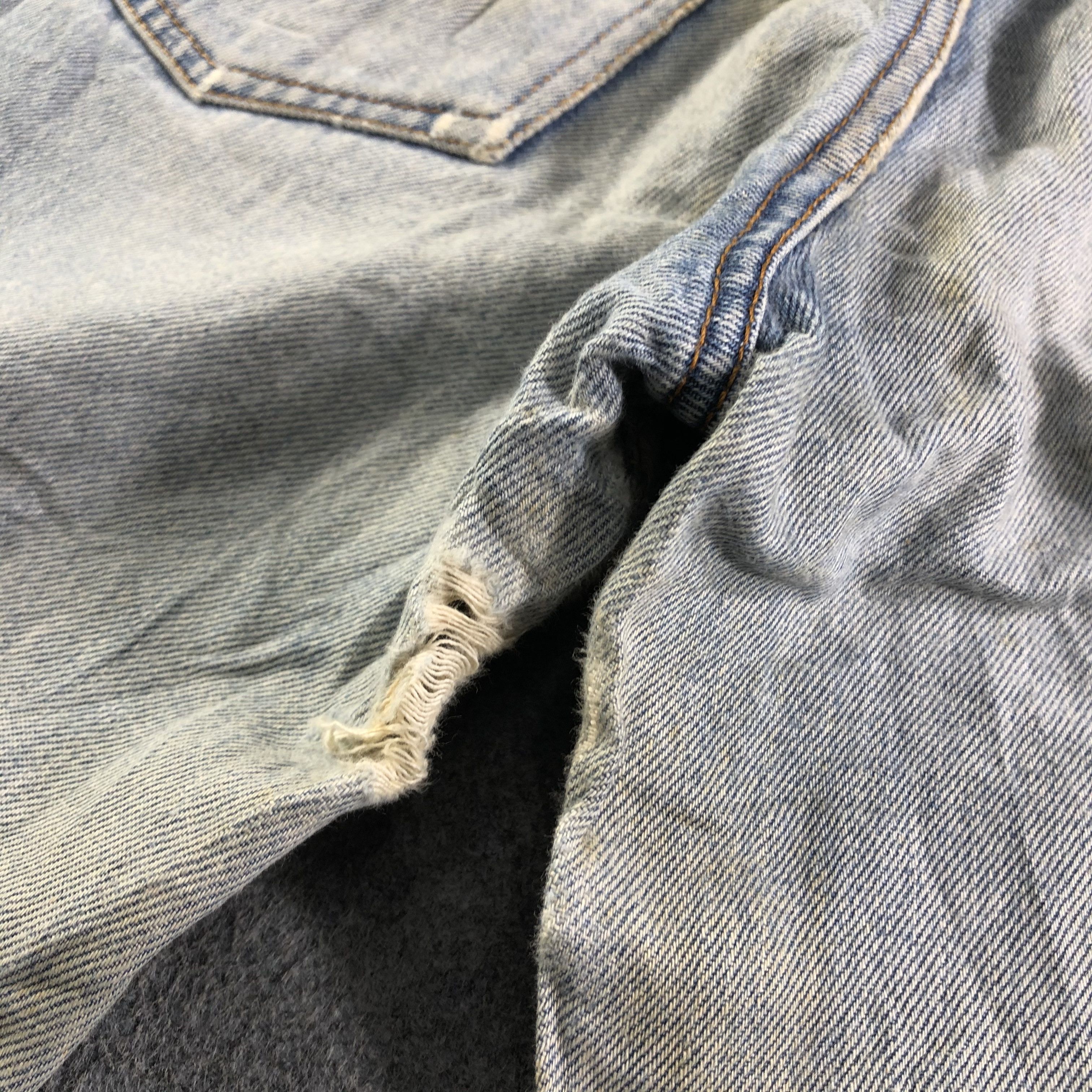 Levi's Vintage Light Wash Levis Jeans-J3975 Size US 30 / EU 46 - 8 Thumbnail