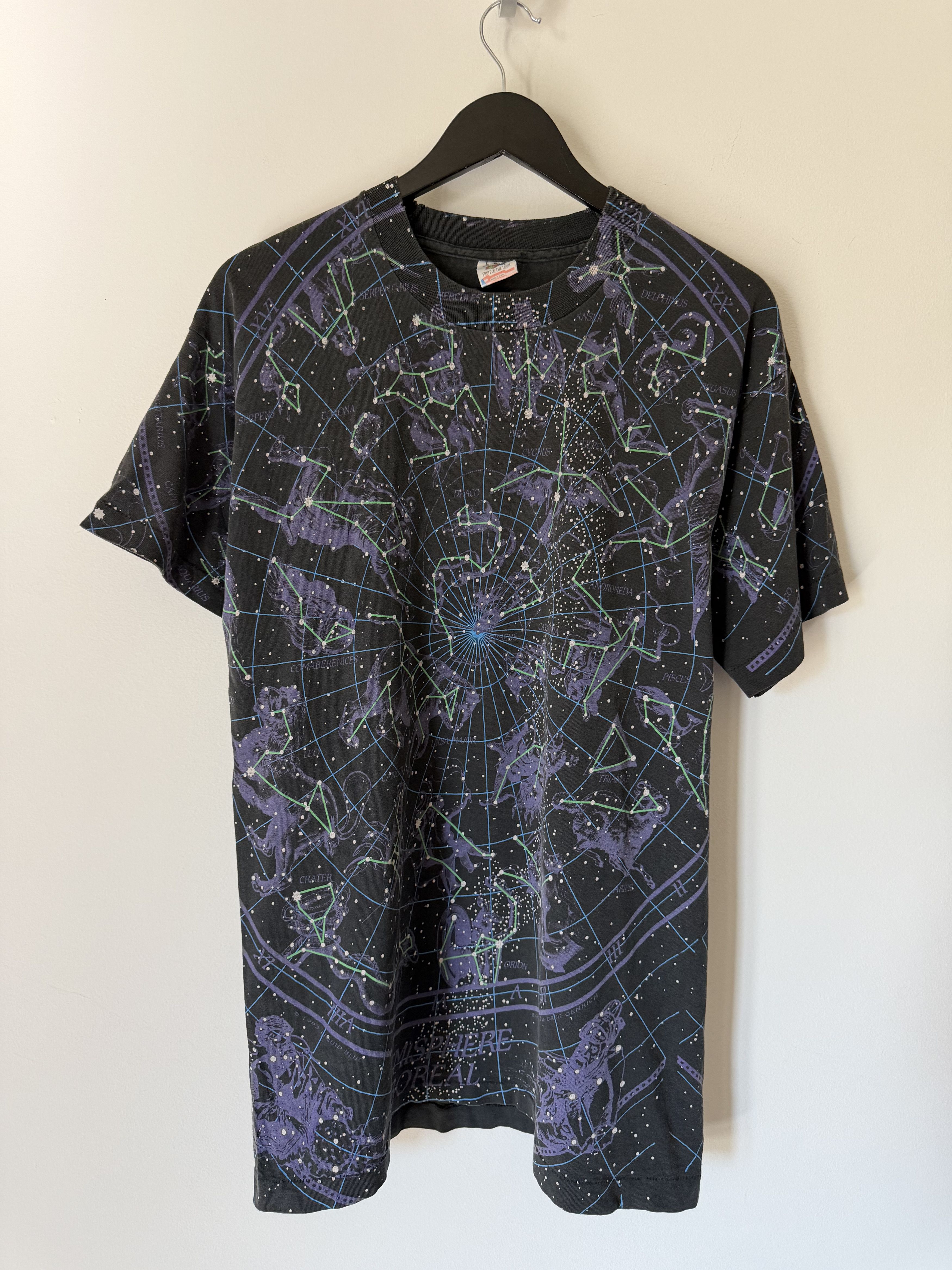 Vintage Vintage 90s Constellation AOP Tee in Black Size US L / EU 52-54 / 3 - 1 Thumbnail