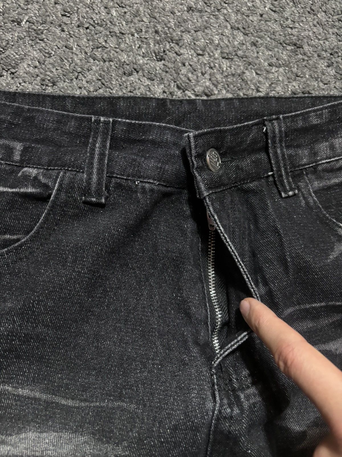 JNCO Vintage very rare wavy gradiant black washed baggy jeans Size US 32 / EU 48 - 10 Thumbnail