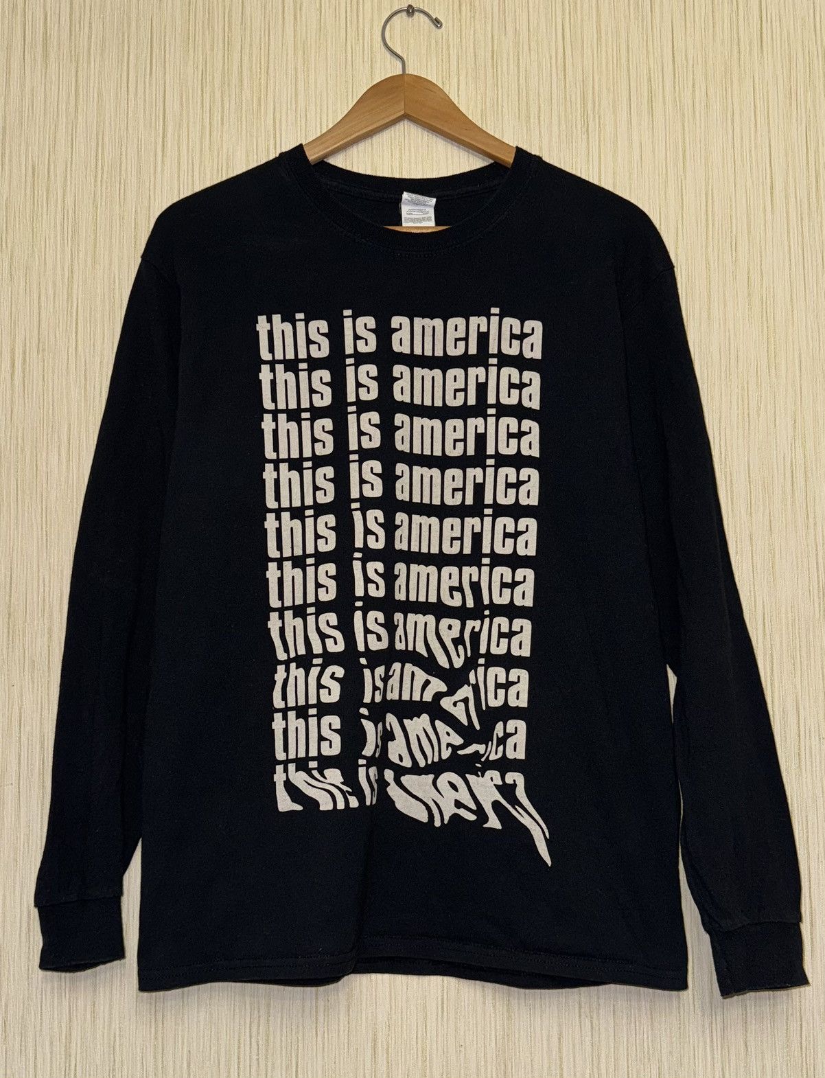 Band Tees × Rap Tees × Vintage Childish Gambino this is America Longsleeve tee tour vintage Size US M / EU 48-50 / 2 - 1 Thumbnail