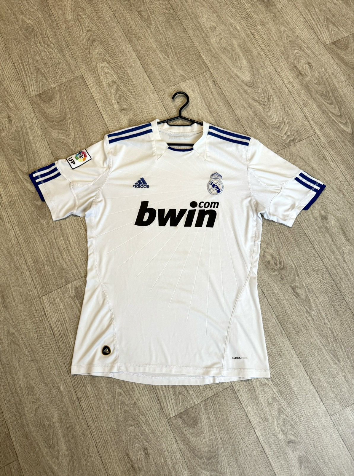🔷Vintage Adidas Real Madrid 2010/11 Soccer jersey🔷