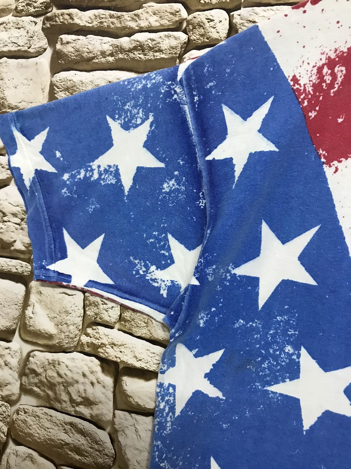 Vintage Vintage Tees Amarican Flag like FitthColumn Design Size US M / EU 48-50 / 2 - 5 Thumbnail