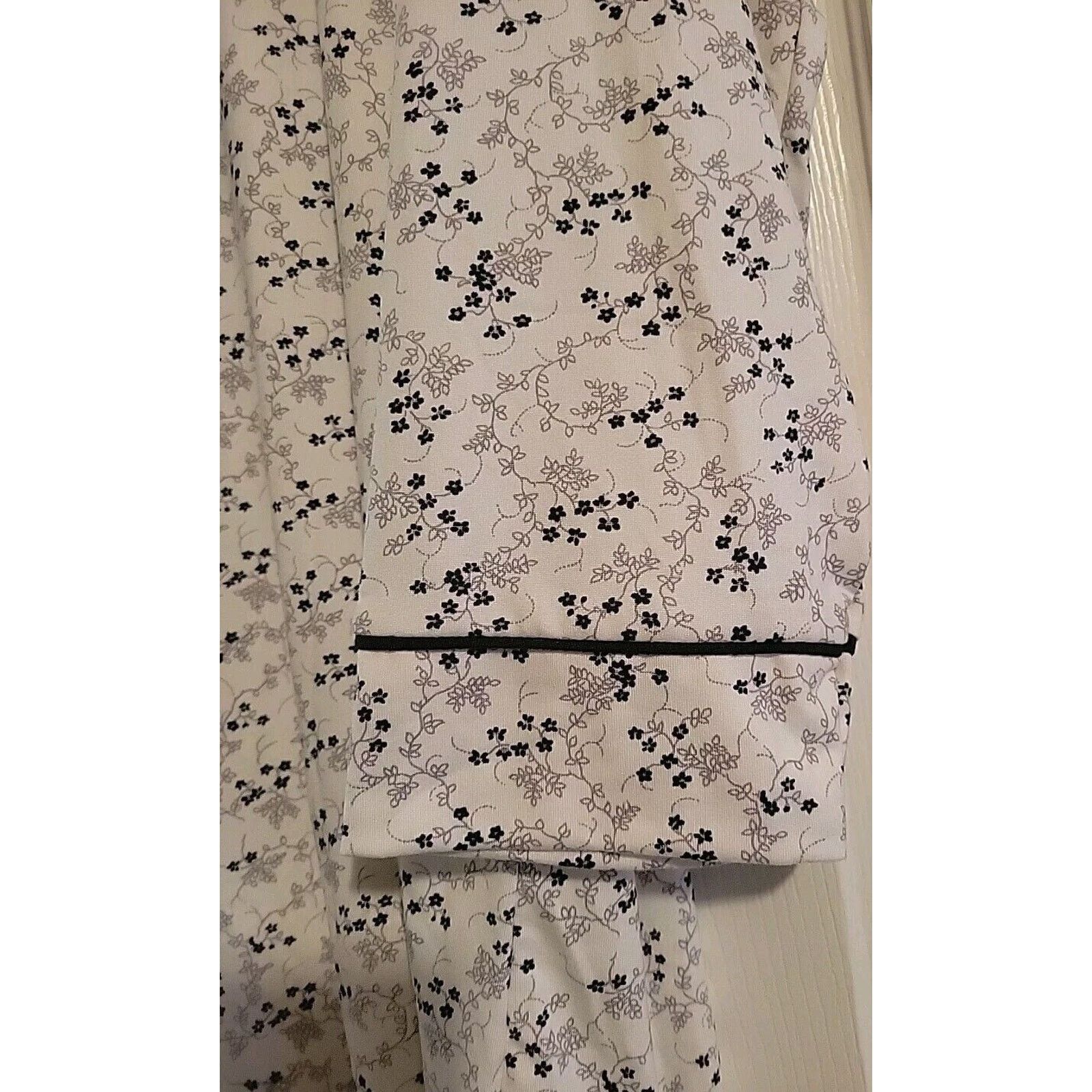 Other CHARTER CLUB Notched-Collar Button Up Sleepshirt Size LG Size ONE SIZE - 6 Thumbnail