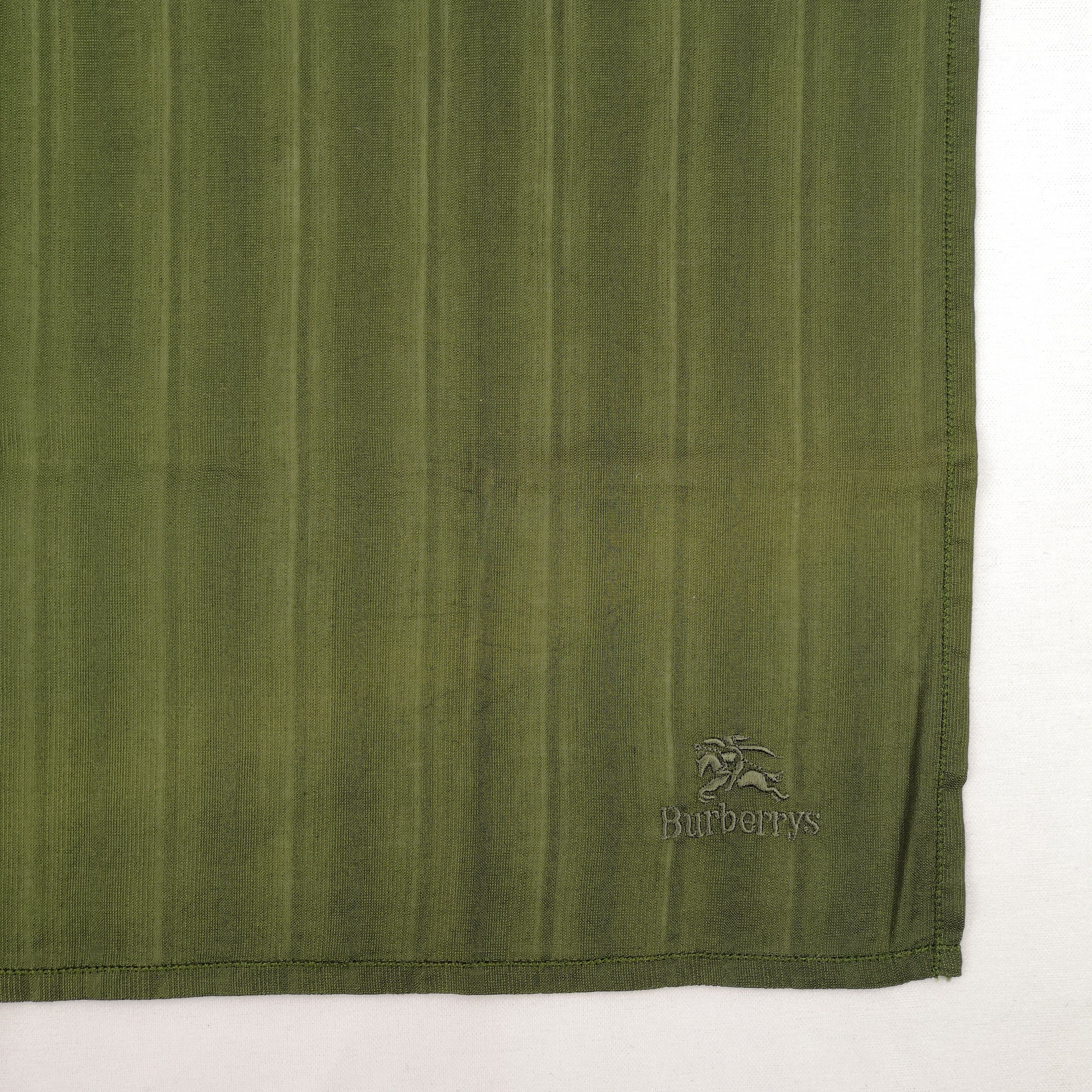 Burberry Vintage Burberry Handkerchief 56789 Size ONE SIZE - 3 Thumbnail