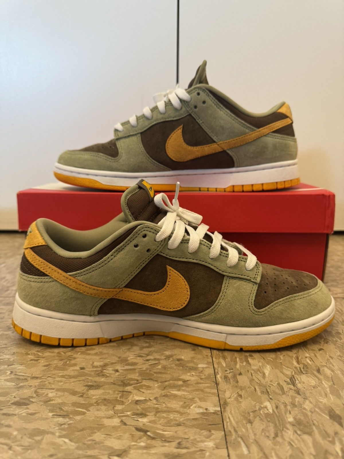 Nike Nike Dunk Low Dusty Olive Size US 9.5 / EU 42-43 - 2 Thumbnail