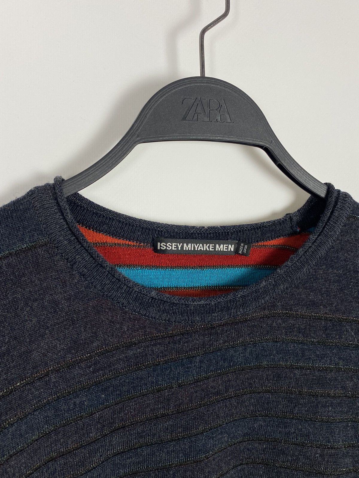 Issey Miyake Issey Miyake Men Wool Reversible Colorblock Sweater Size US S / EU 44-46 / 1 - 10 Thumbnail