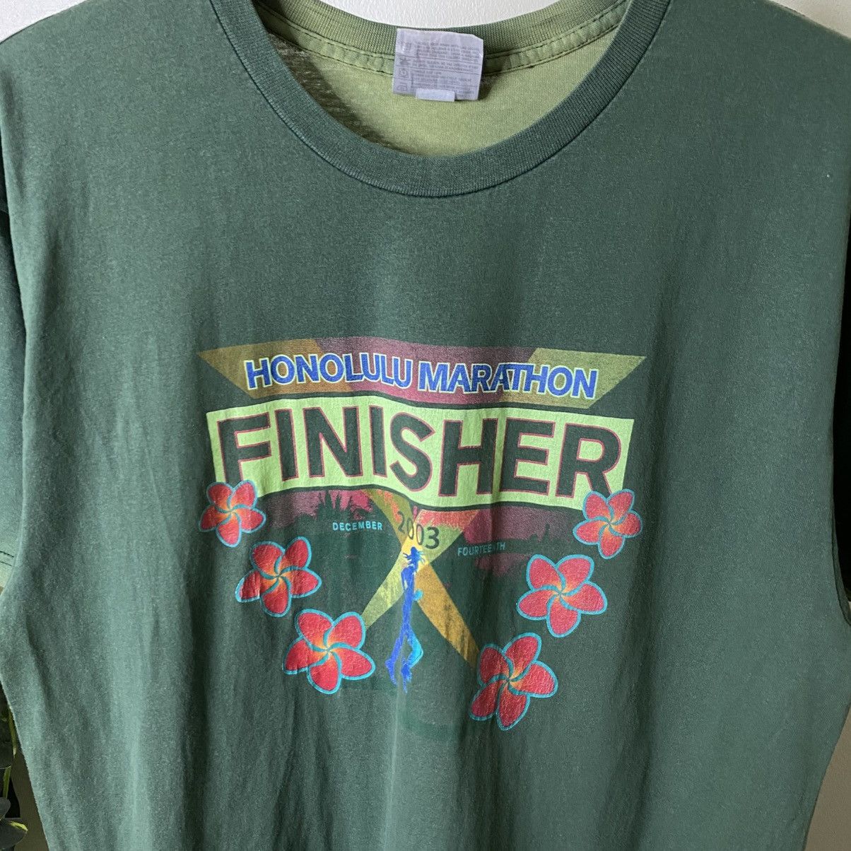 Nike Vintage 2003 Nike Honolulu Marathon Finisher Faded Green Tee Size US L / EU 52-54 / 3 - 2 Thumbnail