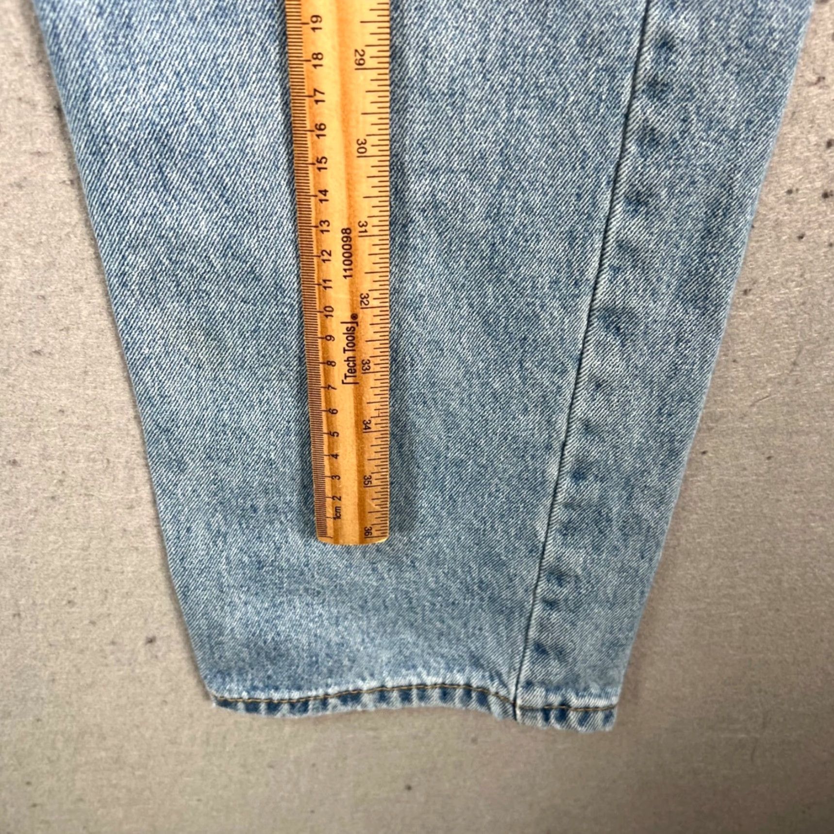 Levi's Levi's 505 Jeans Mens 33 x 30 Blue Light Denim Straight Regular Cotton USA Jeans Size US 33 - 7 Thumbnail