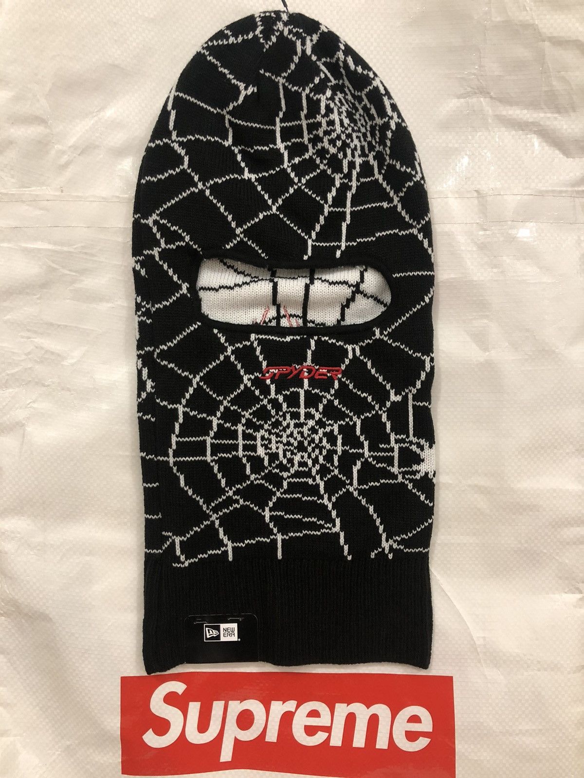 Supreme Spyder Web Balaclava 22FW ブラック新品 Supreme Spyder Web Balaclava 22FW ブラック新品 Supreme