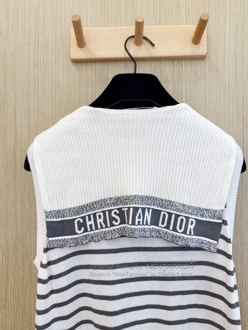 Dior Dior Navy-style shawl V-neck sleeveless Size XS / US 0-2 / IT 36-38 - 4 Thumbnail