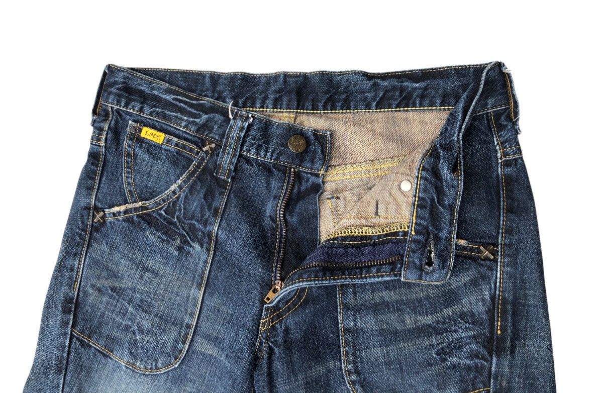 Lee × Vintage 🔥Hard to find 🔥Vintage Lee Flare Jeans💥 Size US 30 / EU 46 - 7 Thumbnail