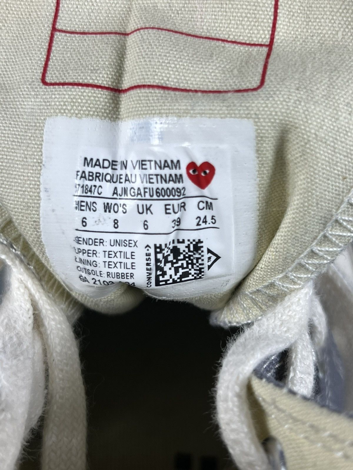 Comme des Garcons CDG PLAY x Converse Chuck Taylor High – Grey – Size 6 Size US 6 / EU 39 - 12 Thumbnail