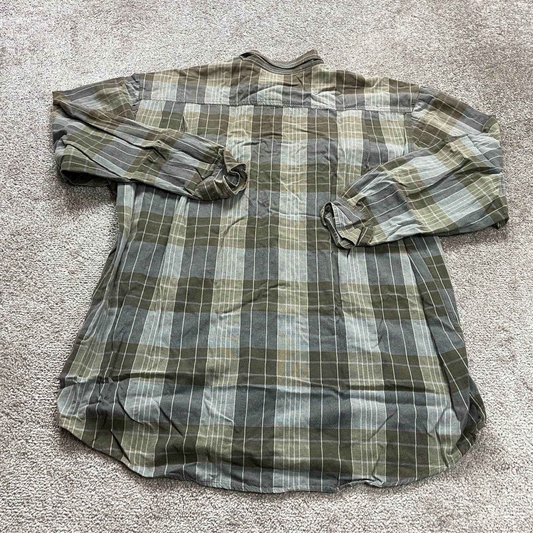 Banana Republic VINTAGE Banana Republic Button-Up Shirt Mens L Green Plaid Long Sleeve 52in Chest Cotton Knit Pocket Casual Business Mens Size US L / EU 52-54 / 3 - 8 Thumbnail