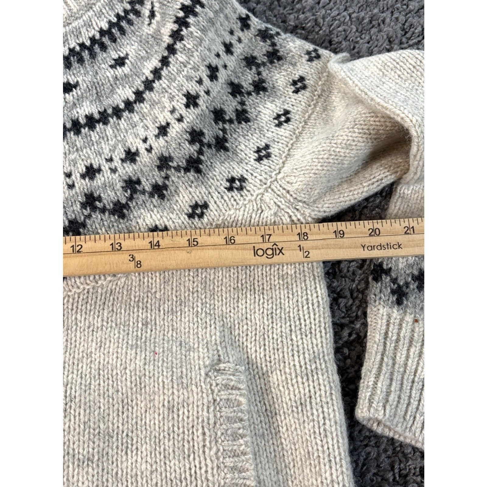 Vintage VINTAGE LL Bean Sweater Cardigan Full Zip Mock Neck Knit Wool Petites S White 90s Outdoor Ski Pockets Woman Size S / US 4 / IT 40 - 3 Thumbnail