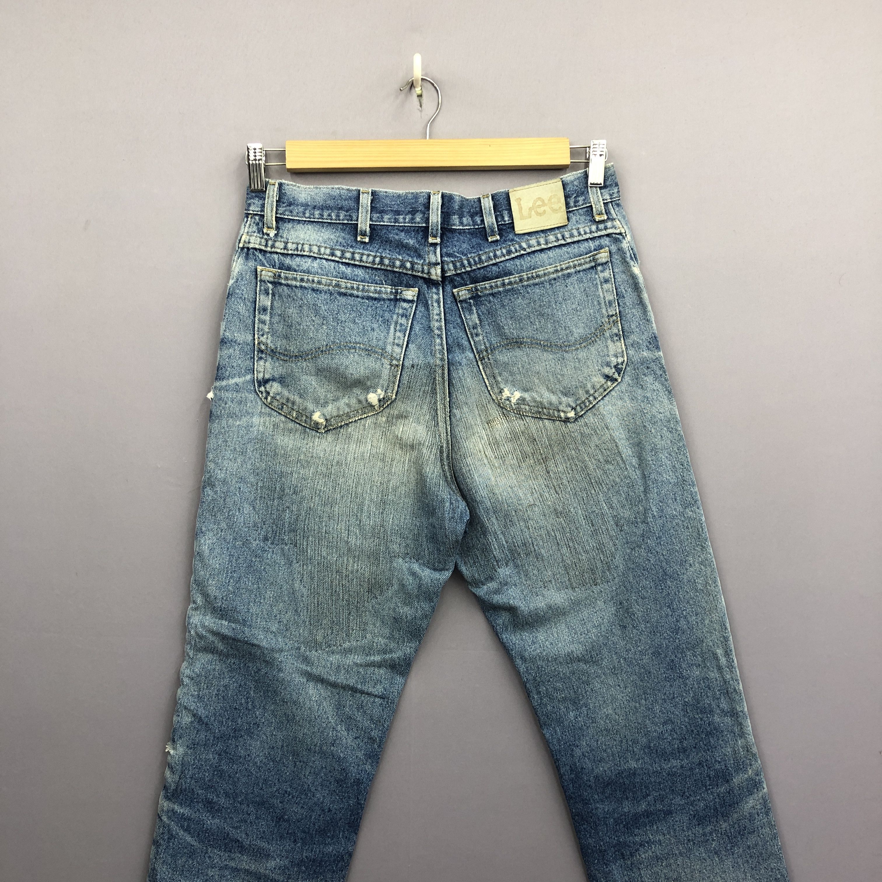 Jean × Lee × Vintage Vintage Lee Riders Distressed Jeans Faded Light Wash Denim Size US 30 / EU 46 - 4 Thumbnail
