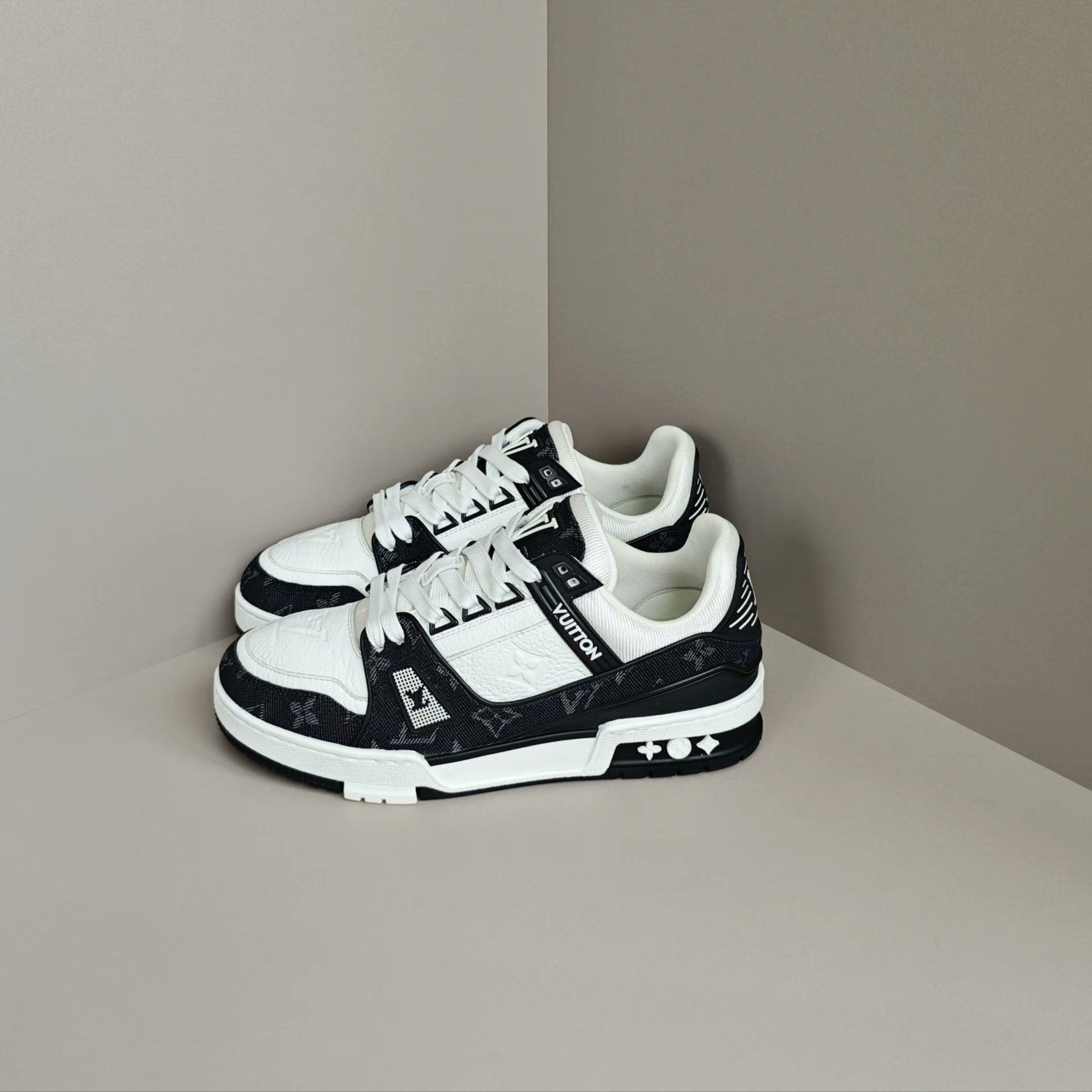 Louis Vuitton Louis Vuitton Training Denim Black Lowtop Sneakers Women Size US 7 / IT 37 - 1 Thumbnail