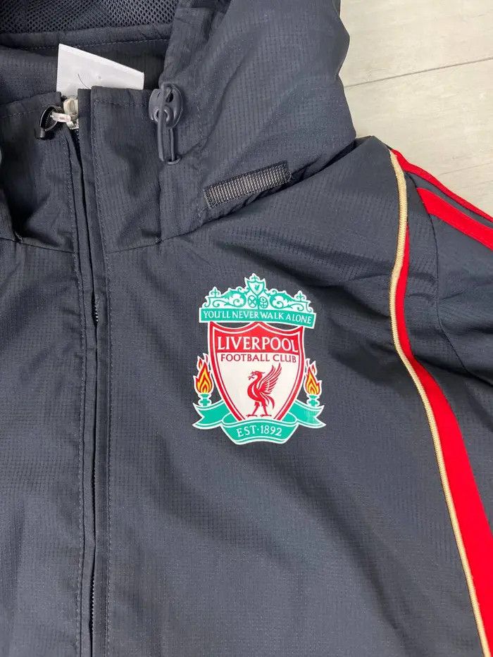 Adidas Vintage Adidas Liverpool 2009 2010 Windbreaker Jacket Size US M / EU 48-50 / 2 - 4 Thumbnail
