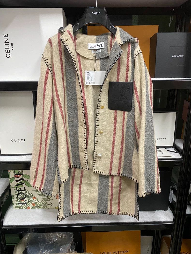 Loewe LOEWE Classic trench coat Size M / US 6-8 / IT 42-44 - 1 Thumbnail