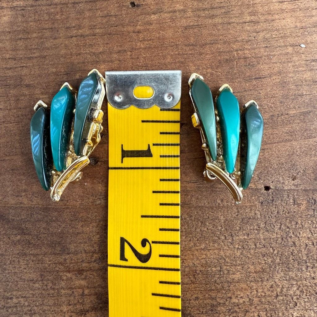 Vintage Vintage Green and Gold Tone Clip On Earrings MCM Size ONE SIZE - 6 Thumbnail