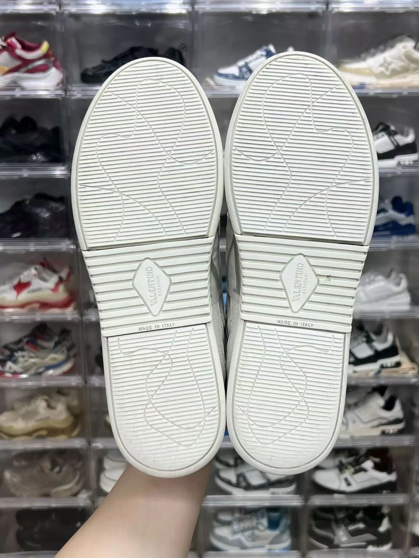 Valentino Valentino White Low-Top Sneakers Size 43 Original Box Size US 10 / EU 43 - 8 Thumbnail
