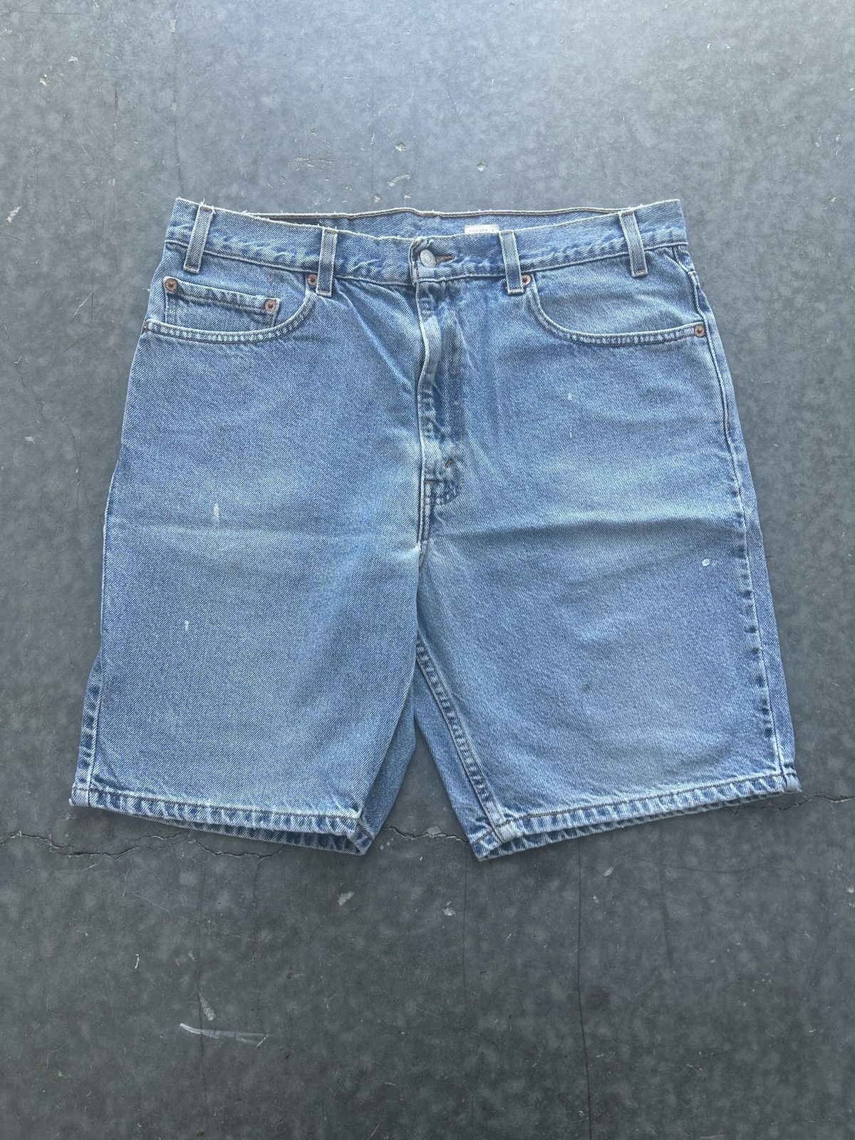 Levi's × Vintage Vintage Y2K Levi’s 505 Jean Shorts Size US 36 / EU 52 - 1 Thumbnail