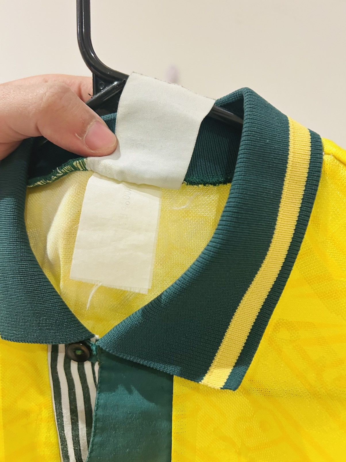 Umbro Brazil 1992 home jersey Size US S / EU 44-46 / 1 - 5 Thumbnail