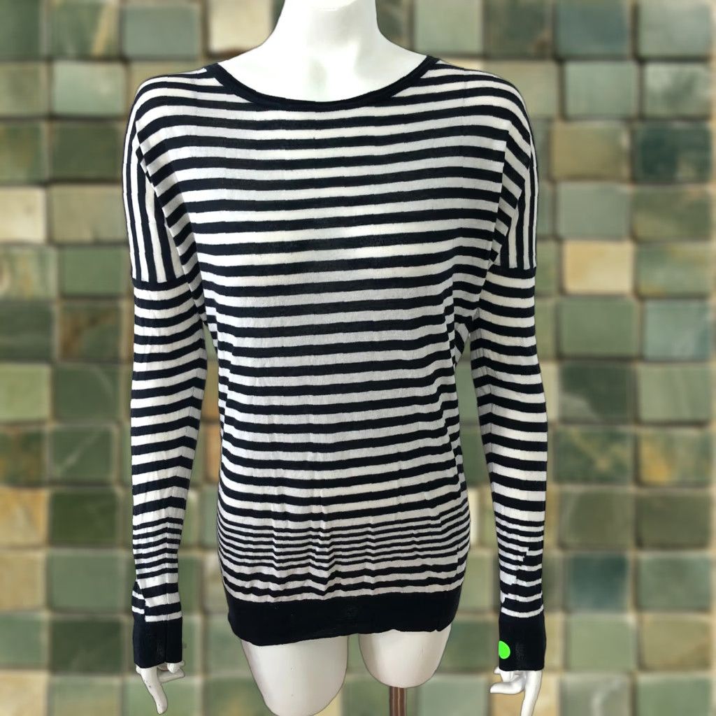 Vince Vince Small Drop Shoulder Womens Pullover Top Long Sleeve Blue PLS READ FADED Size S / US 4 / IT 40 - 1 Thumbnail