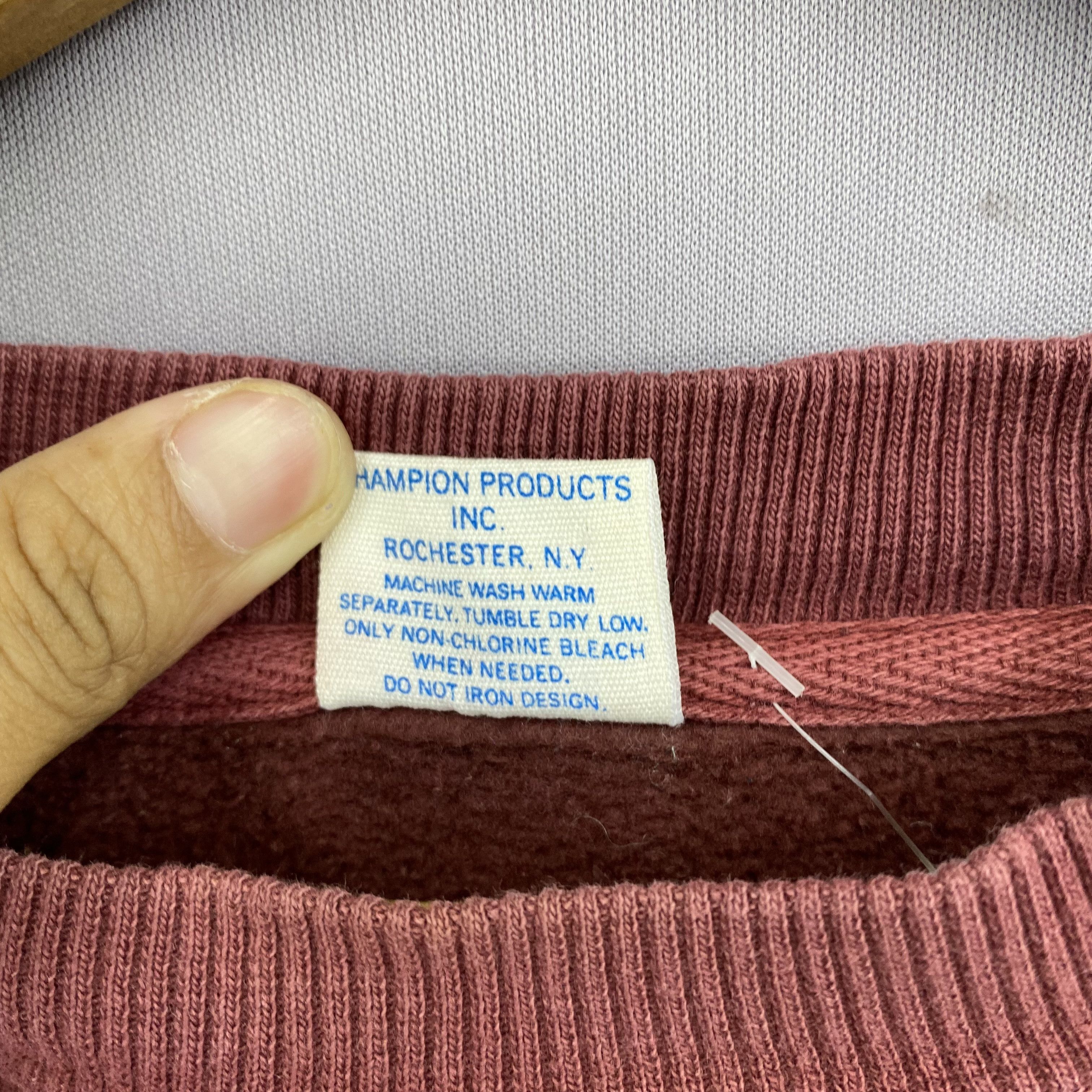 Champion Vintage Champion Sweater CPN 19 Sweatshirt Pullover Size US L / EU 52-54 / 3 - 8 Thumbnail