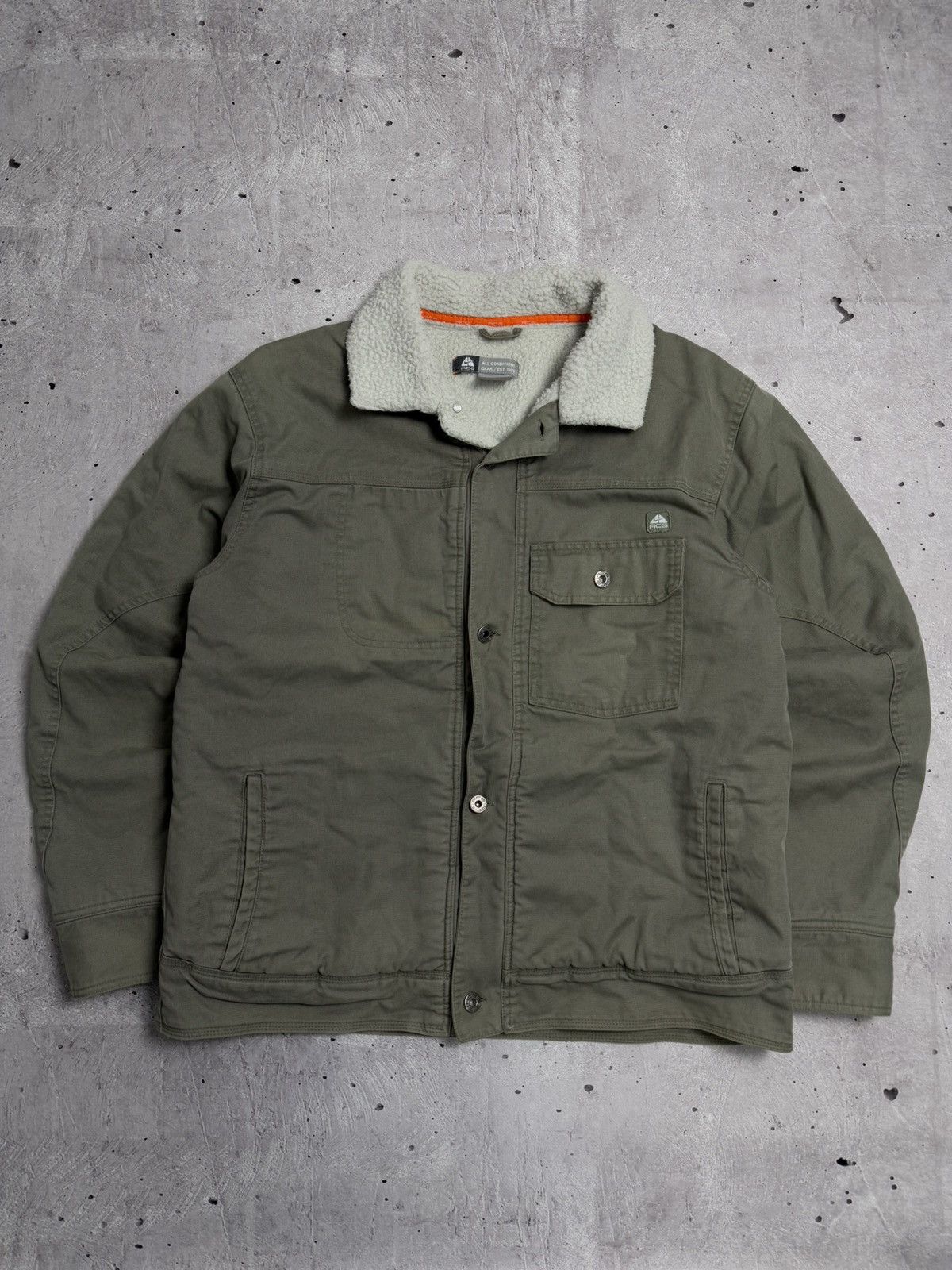 Nike ACG Vintage Nike Acg Khaki Sherpa Jacket Size US XL / EU 56 / 4 - 1 Thumbnail