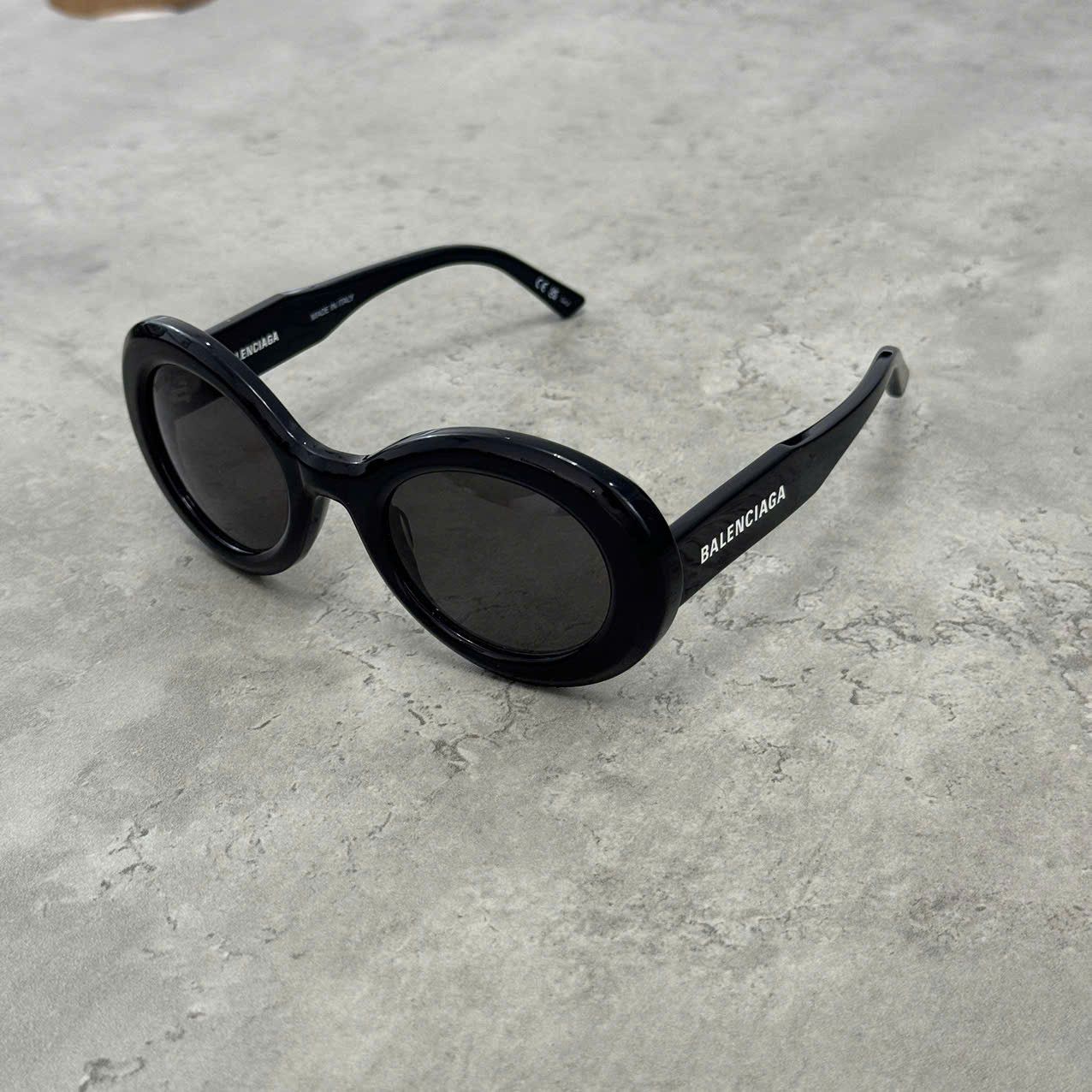 Balenciaga BALENCIAGA BB0074S 001 BLACK BLACK GREY Size ONE SIZE - 7 Thumbnail