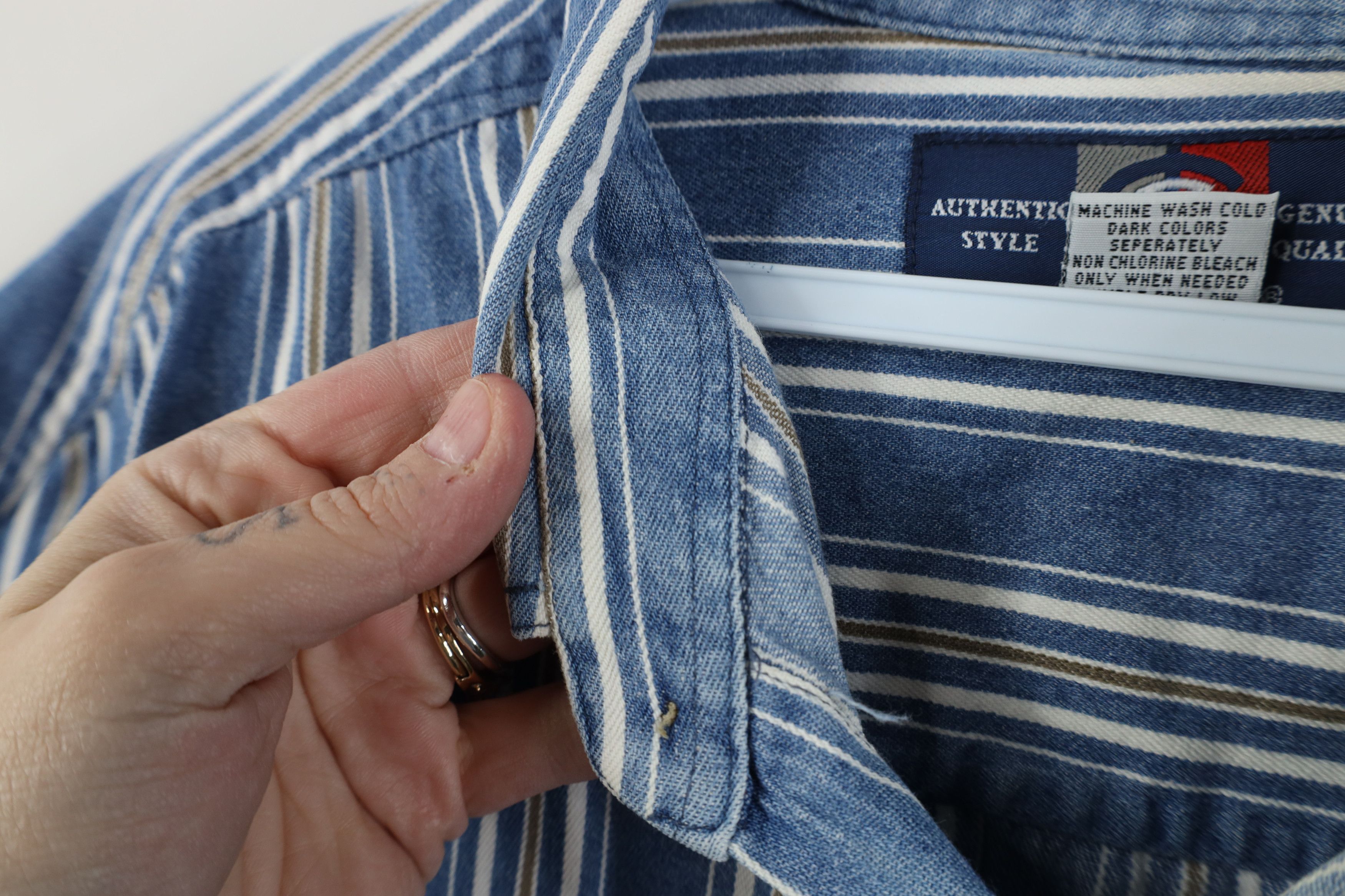 Vintage Vintage 90s Streetwear Denim Collared Button Down Shirt Size US XL / EU 56 / 4 - 6 Thumbnail
