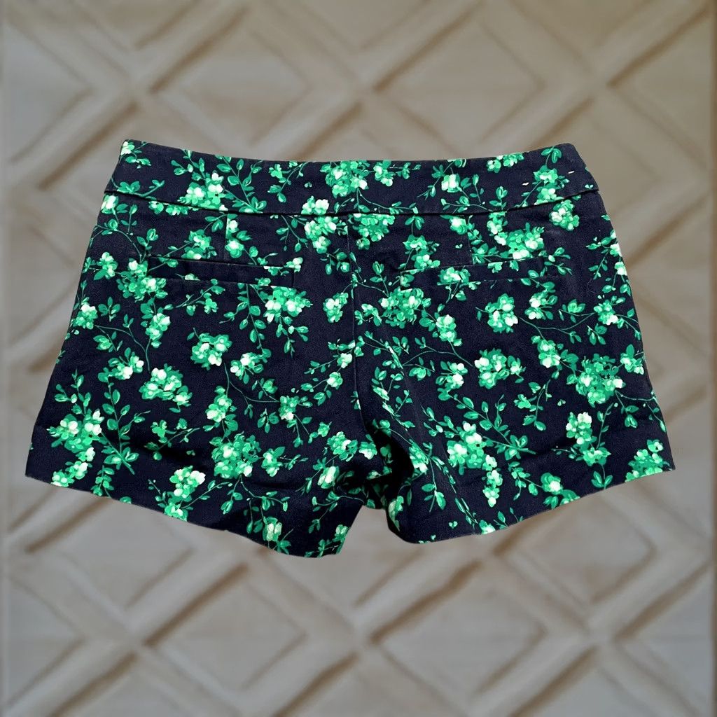 J.Crew J.CREW Stretch Floral Chino Shorts Womens 4 Blue Green Mid Rise Casual 30x3.5 Size 27" / US 4 / IT 40 - 1 Thumbnail