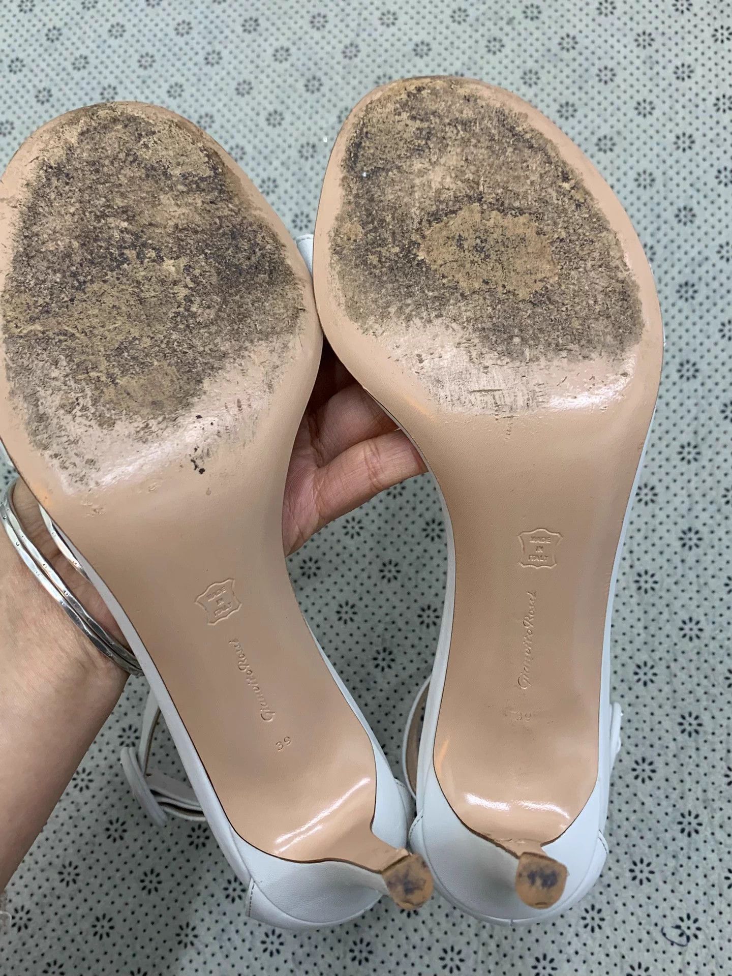 Gianvito Rossi Gianvito Rossi white one-strap heeled sandals 39 Size US 8 / IT 38 - 4 Thumbnail