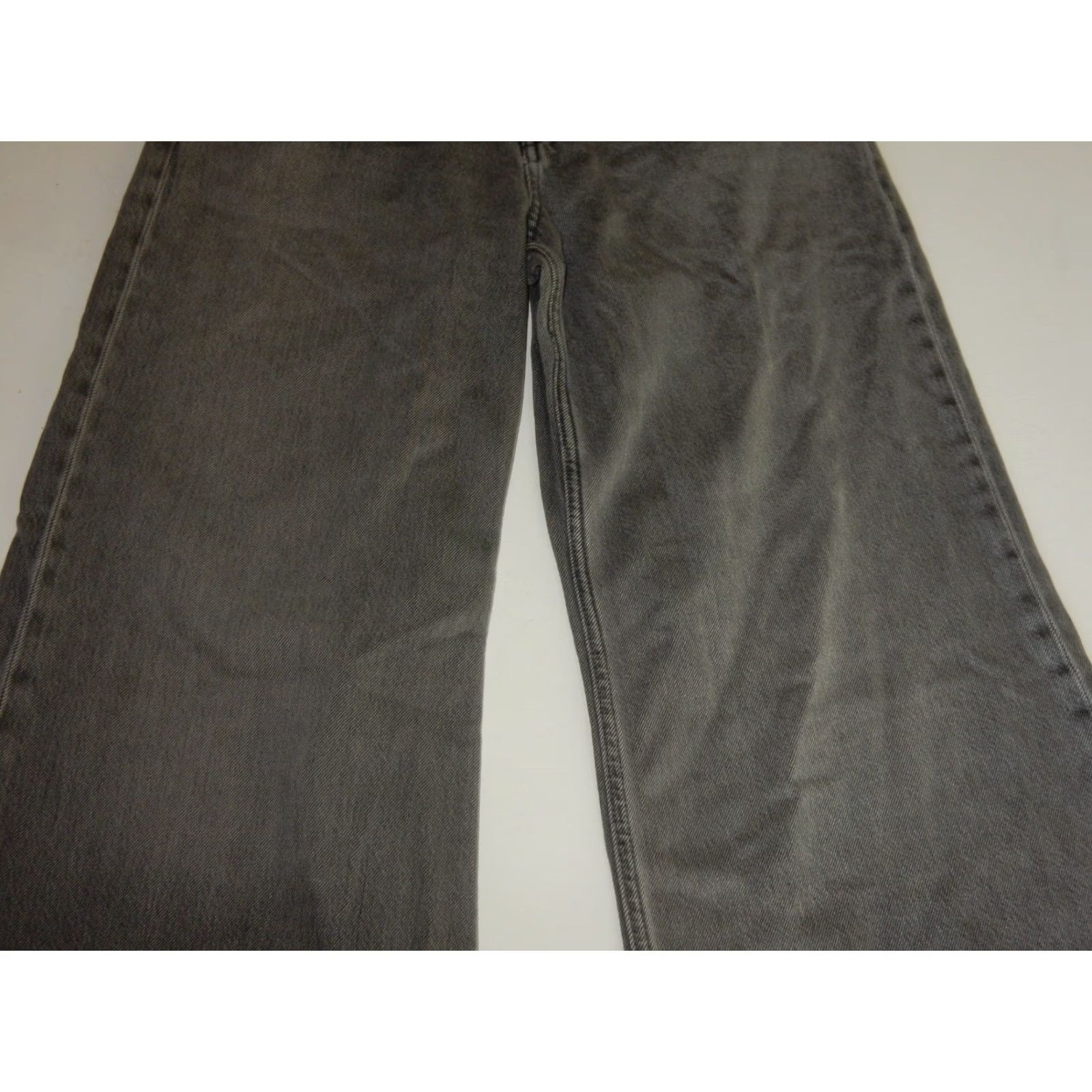 Uniqlo VINTAGE Uniqlo Baggy Jeans Size 26x31 Gray Y2K Mens Size US 26 / EU 42 - 3 Thumbnail