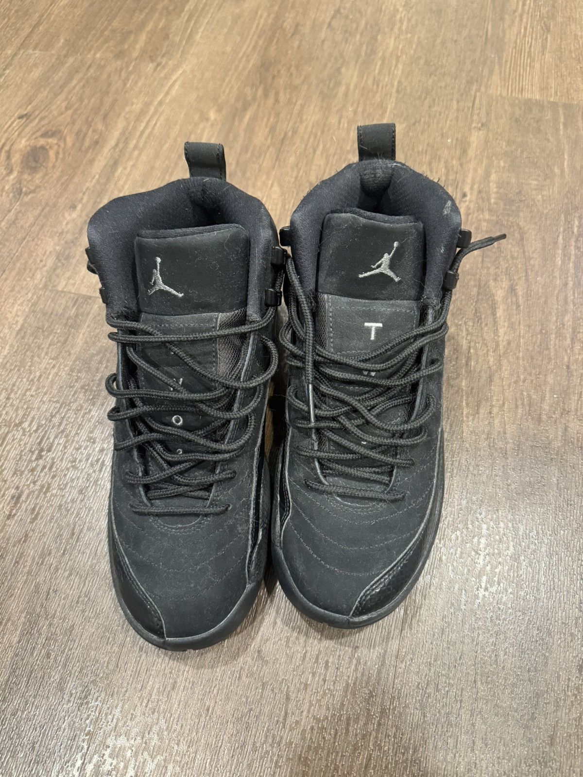 Jordan Brand Jordan 12 Retro Black Rush Pink Size US 5.5 / EU 38 - 1 Thumbnail