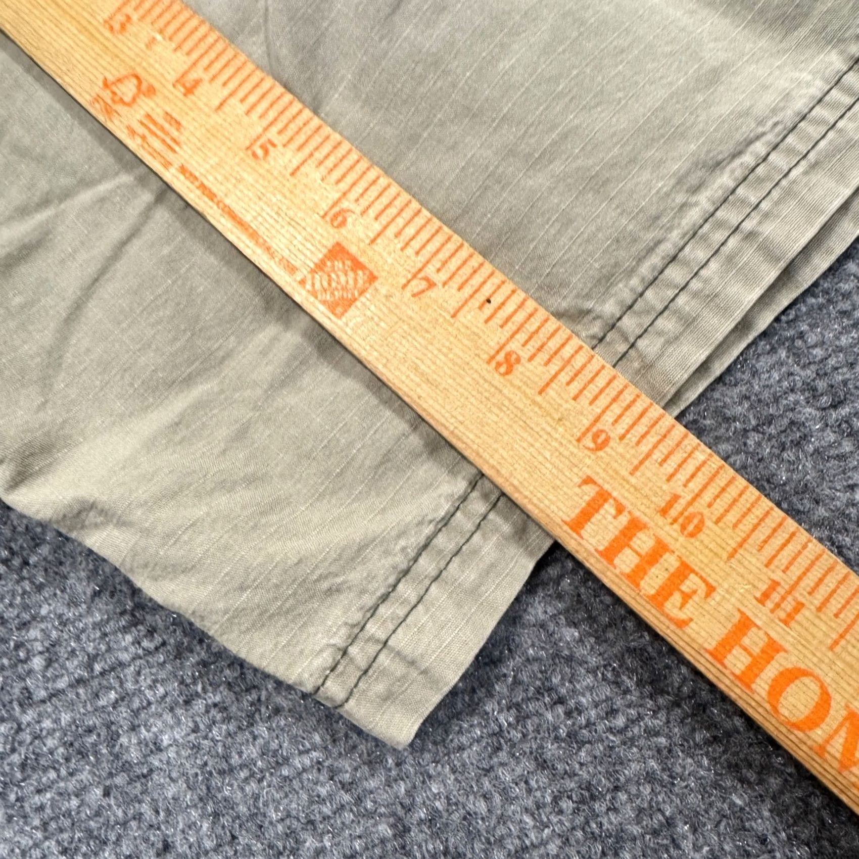 Vintage Tavarua Cargo Shorts Men 32 Surfer 100% Cotton 6 Pocket Beige Cream Y2K Size US 32 / EU 48 - 7 Thumbnail