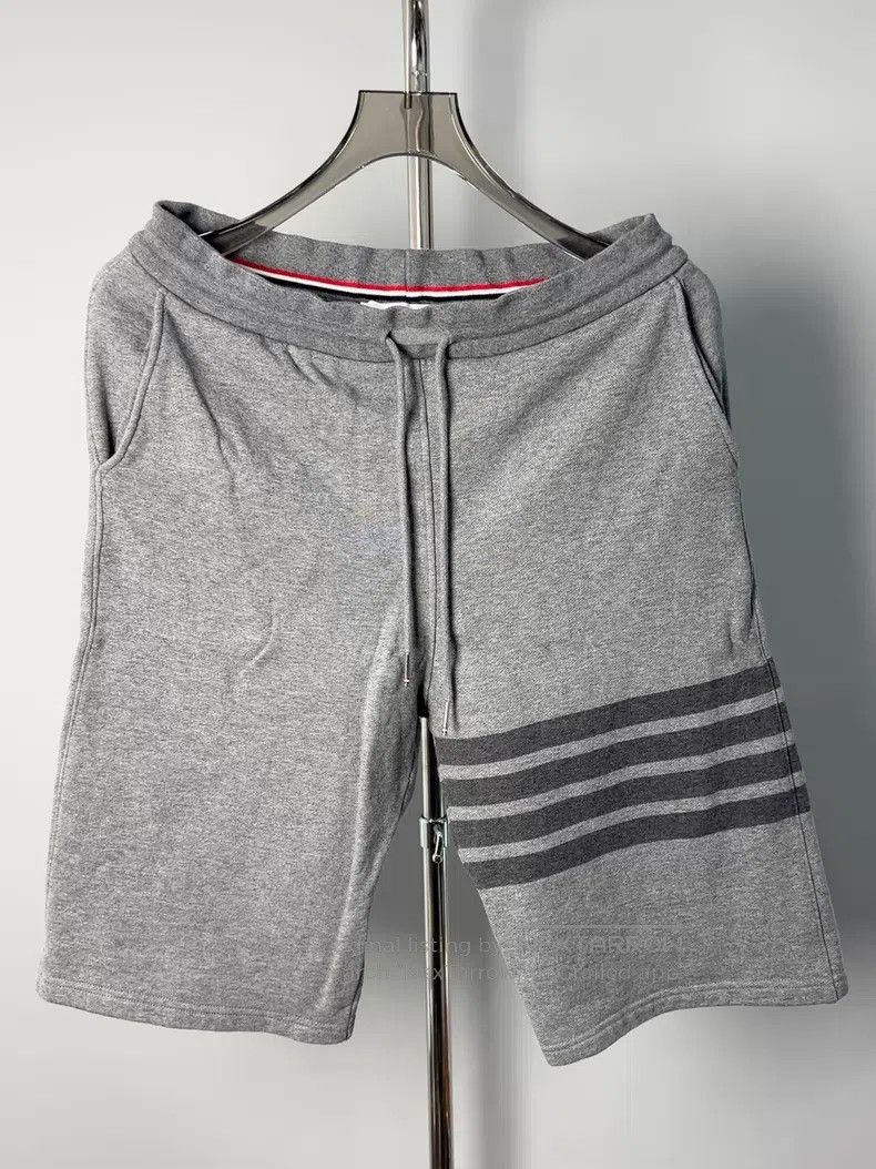 Thom Browne Thom Browne size 3 Grey Striped Shorts Size US 30 / EU 46 - 1 Thumbnail