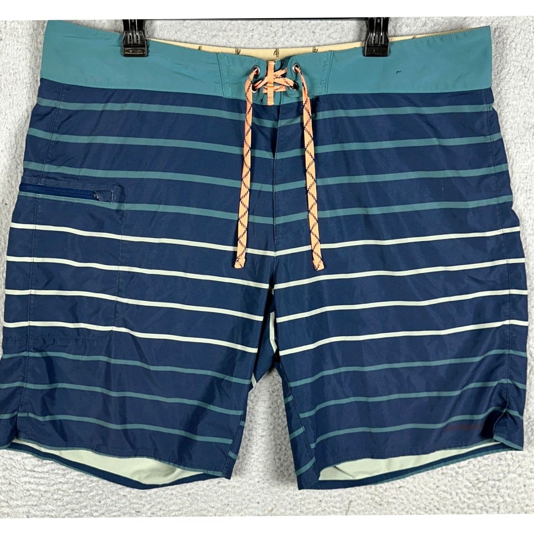 Patagonia Patagonia Board Shorts Mens 38 Blue Striped Quick Dry Stretch Pockets Drawstring Surf Trunks Size US 38 / EU 54 - 2 Thumbnail