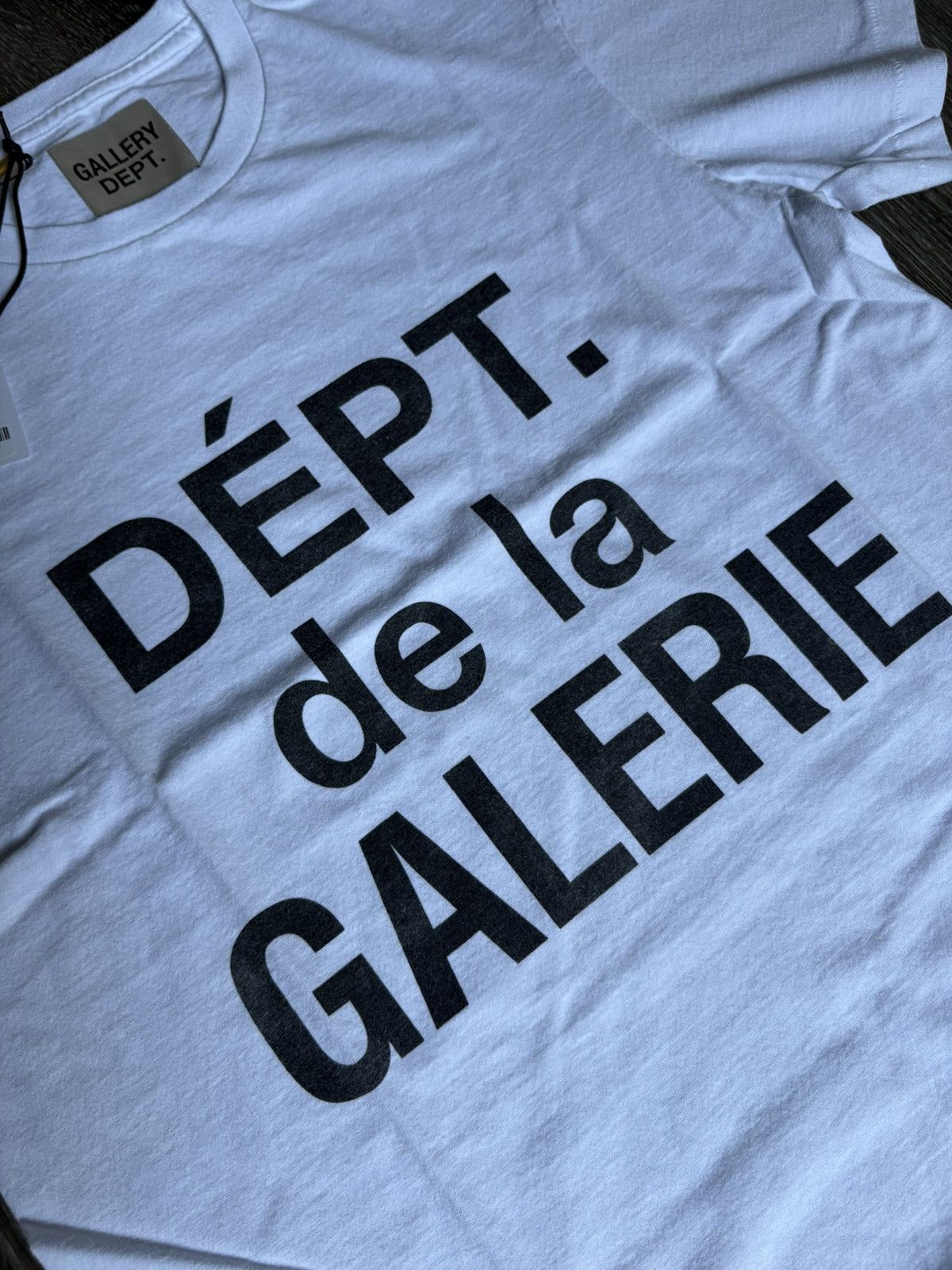 Gallery Dept. Gallery Dept. Dept de la Galerie Big Logo White Tee Shirt Size US S / EU 44-46 / 1 - 2 Thumbnail