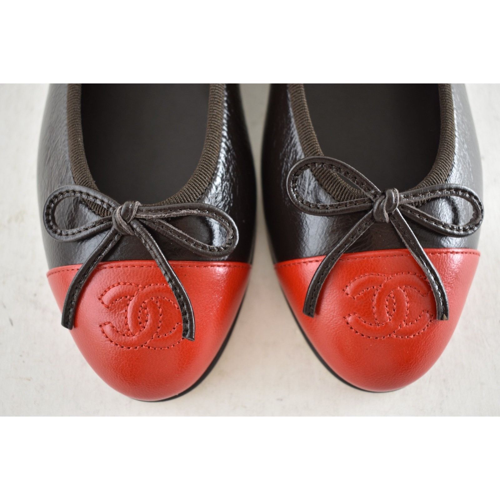 Chanel 26S Red Leather CC Logo Classic Ballet Ballerina Flat 36 Size US 6 / IT 36 - 13 Thumbnail