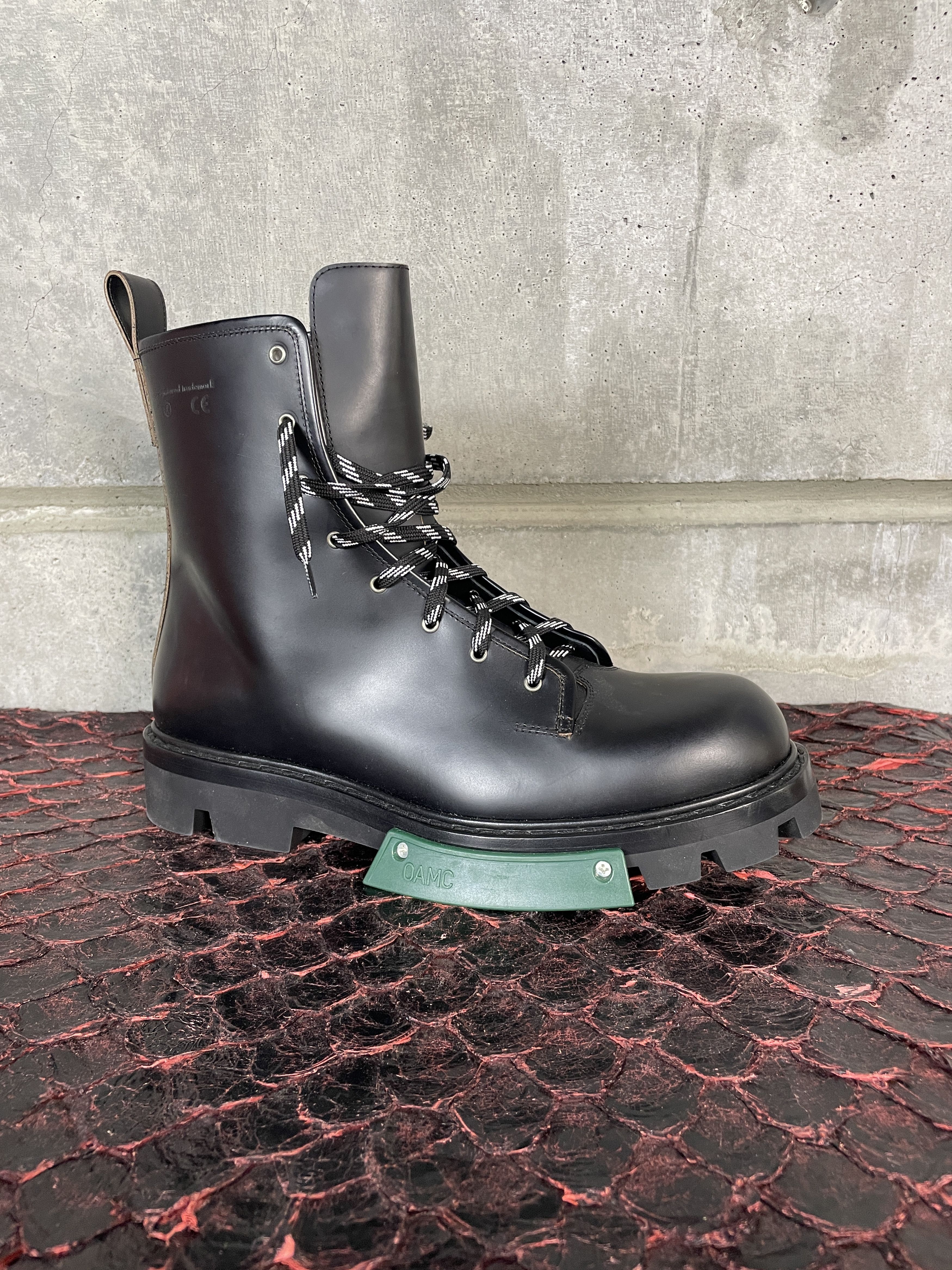 OAMC OAMC Exit Boot in Black 45 Size US 12 / EU 45 - 2 Thumbnail